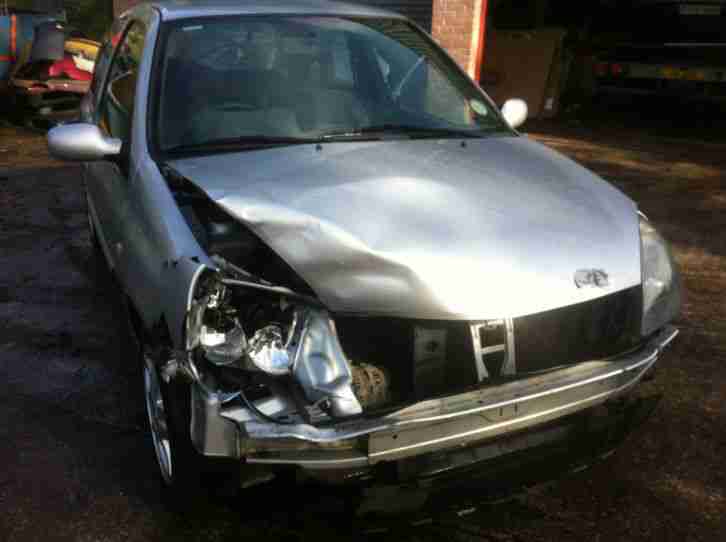 2005 CLIO EXTREME 16V SILVER ACCIDENT