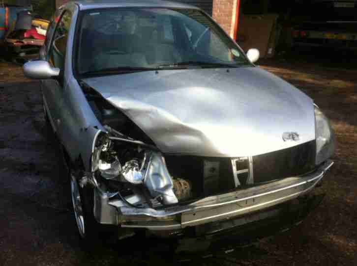 2005 RENAULT CLIO EXTREME 16V SILVER ACCIDENT DAMAGED