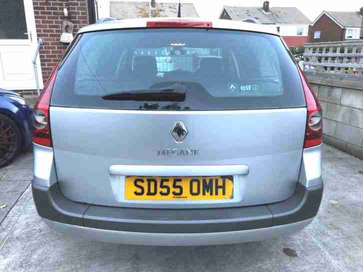 2005 RENAULT MEGANE DYNAMIQUE 1.6 ESTATE METALLIC SILVER F/S/H 12 MONTHS MOT