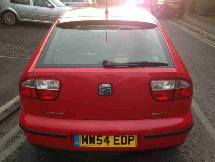 2005 SEAT LEON S 16V RED SHOWROOM CONDITION FULL MOT