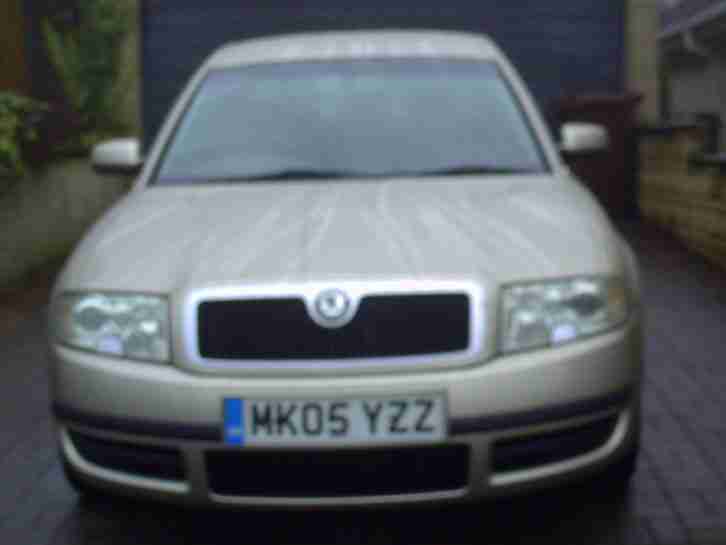 2005 SUPERB COMFORT TDI BEIGE