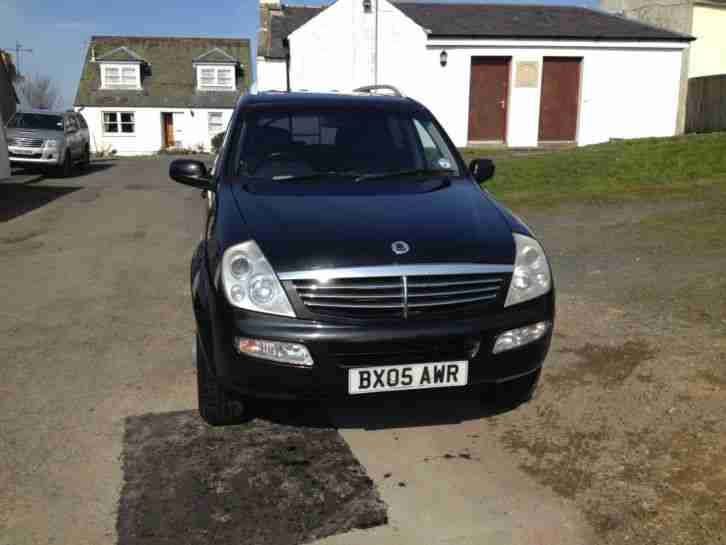 2005 REXTON RX270 SE5 AUTO BLACK 4