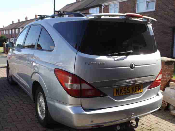 2005 SSANGYONG RODIUS 270 X SILVER MERCEDES DIESEL ENGINE 7 SEATER