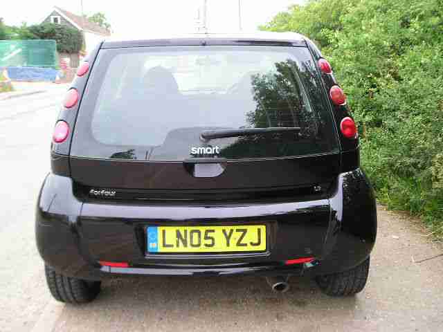 2005 Smart forfour 1.3 Semi-A Passion. Black, Full Leather A/C CD Alloys 56k FSH