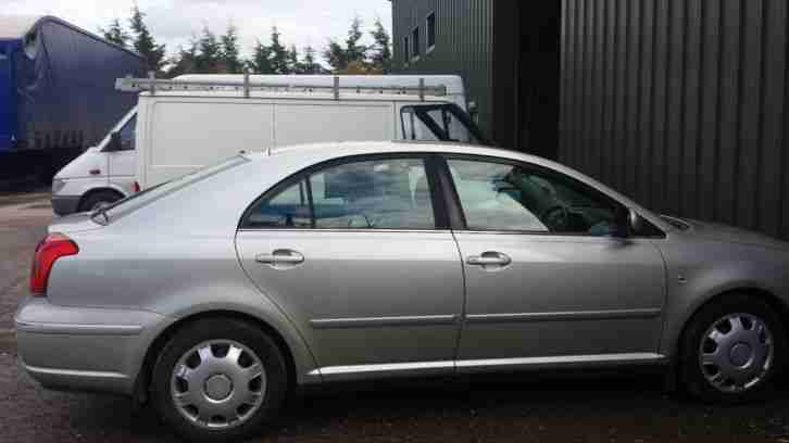 2005 AVENSIS VVTI SILVER (2 brand new