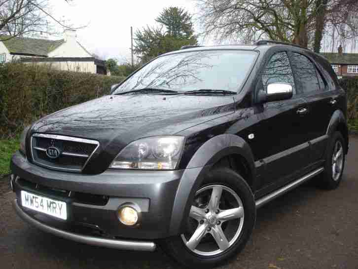 2005 TRADE PRICE NO RESERVE TOP OF THE RANGE ONE OWNER LEATHER MASSIVE SPEC