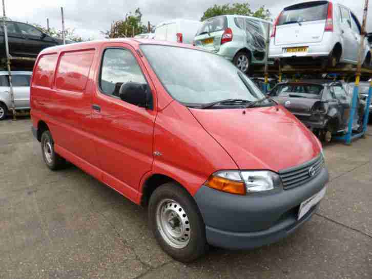 2005 Toyota Hiace 280 GS SWB Salvage Category D 042980