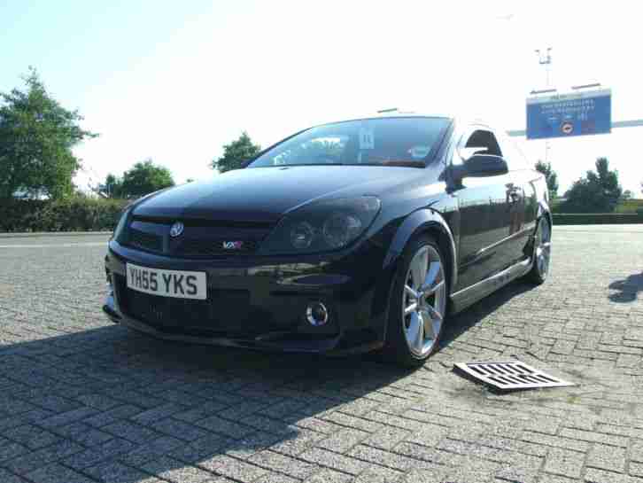 2005 VAUXHALL ASTRA VXR BLACK LOW MILEAGE 12