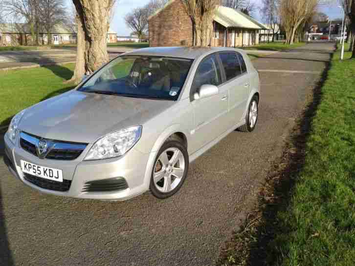 2005 VAUXHALL SIGNUM 1.8 L 51000 MILES VGC, CD Player, Sat Nav, Cruise Control