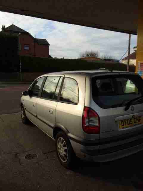 2005 ZAFIRA DESIGN DTI 16V SILVER