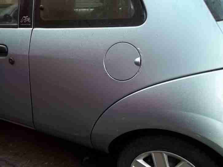 2005 ford ka 33 k miles spares or repair drive away