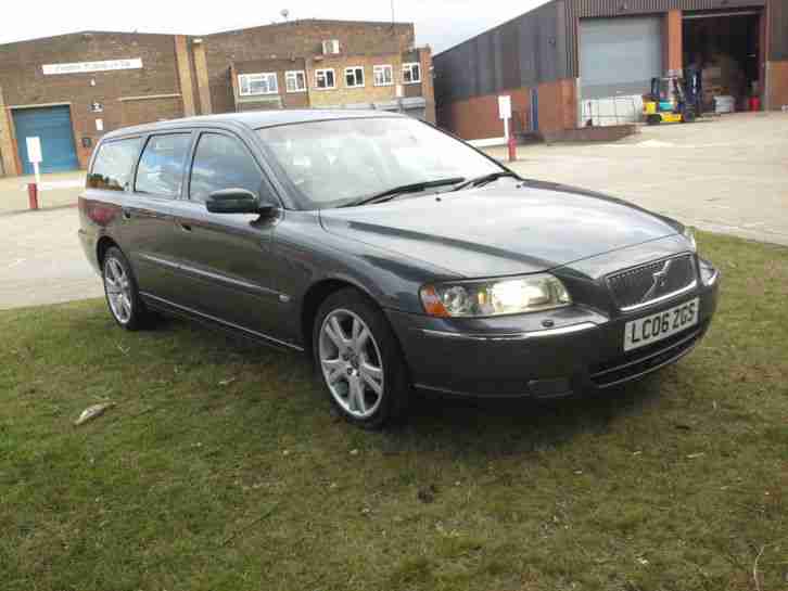 2006 06 PLATE VOLVO V70 SE D5 AUTO,GREY,FULL BLACK LEATHER,SAT NAV,IMMACULATE