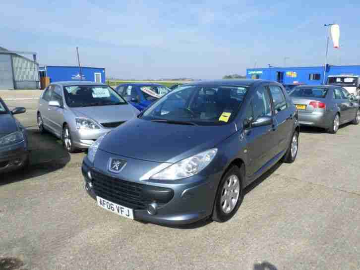 Peugeot (06). Peugeot car from United Kingdom