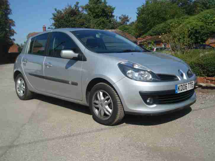 Renault Clio 1 4 Dynamique 2006