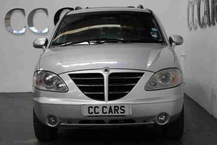 2006 06 SSANGYONG RODIUS 2.7 270 SX 5D 163 BHP DIESEL