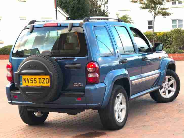 2006/55 Jeep Cherokee 3.7 V6 Limited 4x4 LOW MILEAGE 2 KEYS LONG MOT CRUISE CD