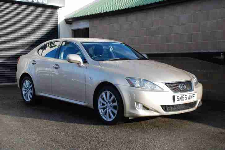 2006 (55) Lexus IS 220d 2.2TD SE in gold metallic