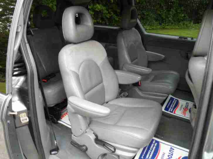 2006/56 CHRYSLER VOYAGER LX AUTO 7 SEAT