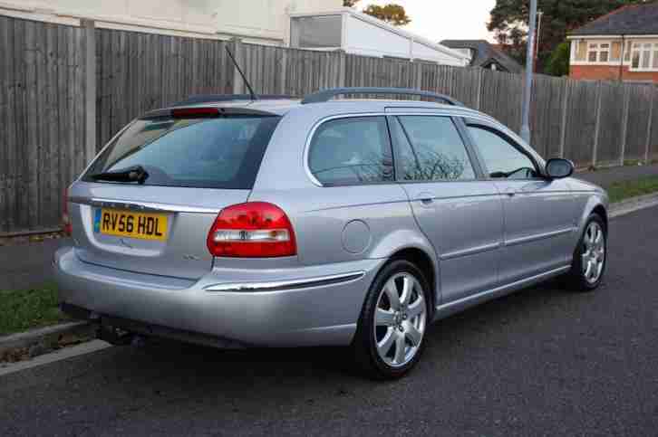 2006 56 Jaguar X-TYPE 2.2D SE Manual Estate In Silver 5dr Diesel