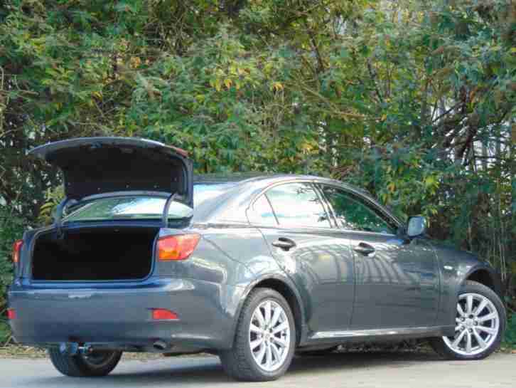 2006 56 LEXUS IS 2.2 220D SE 4D DIESEL