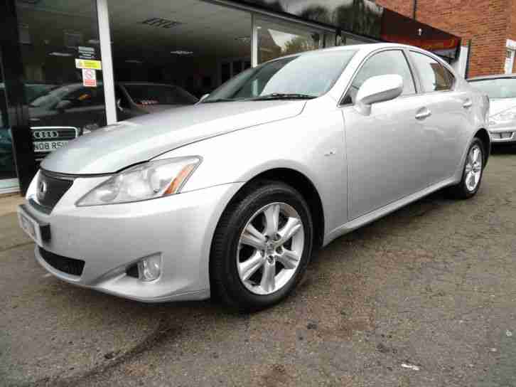 2006 "56" LEXUS IS 220D 2.2 DIESEL IN METALLIC SILVER, GREAT DRIVER, NO RESERVE