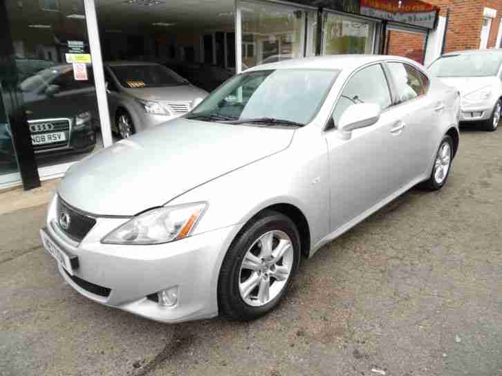 2006 "56" LEXUS IS 220D 2.2 DIESEL IN METALLIC SILVER, GREAT DRIVER, NO RESERVE