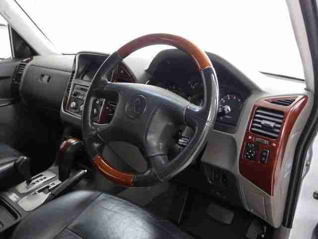 2006 56 MITSUBISHI SHOGUN 3.2 ELEGANCE LWB DI-D 5D AUTO 159 BHP DIESEL