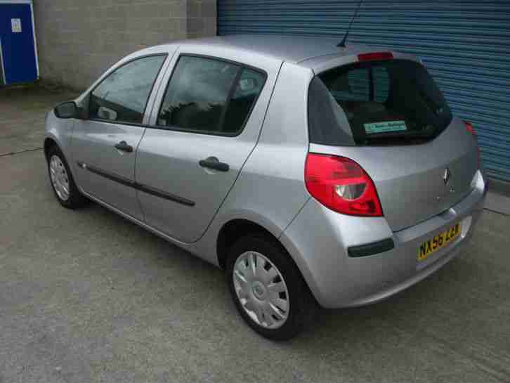 2006 56 Renault Clio 5Dr Expression, 60,000 Miles, FULL MOT, Superb Condition.