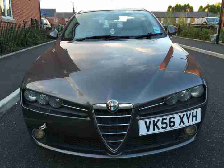 2006 Alfa Romeo 159 1.9 JTDM. Damaged Salvage Repairable Cat D. 68k miles.