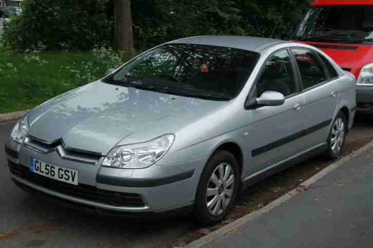 2006 CITROEN C5 LX HDI SILVER,FULL MOT, LOW MILEAGE, NEW TYRES. PRICED TO SELL!