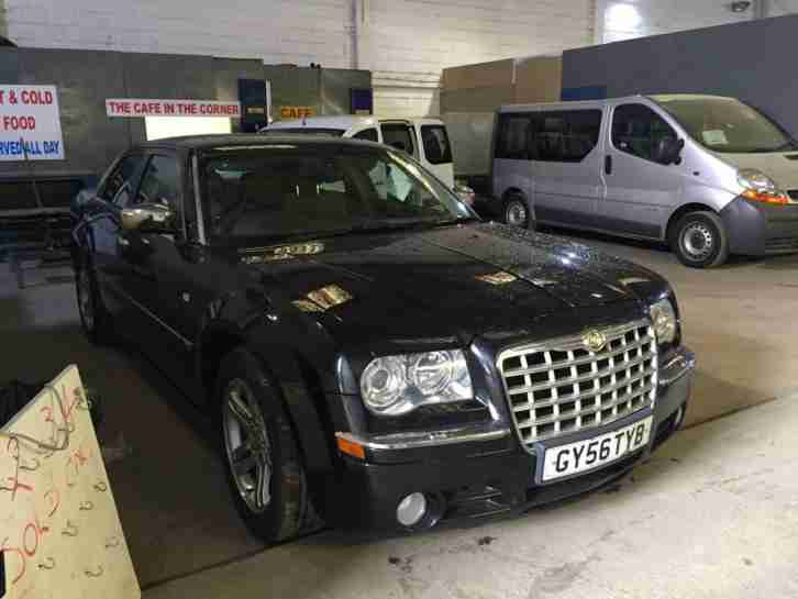 2006 Chrysler 300C 3.0 V6 CRD 4dr Auto 4 door Saloon
