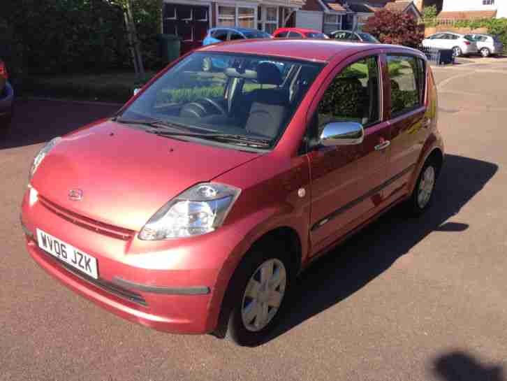 2006 DAIHATSU SIRION S RED, JUST 31K, ONE OWNER FROM NEW !!!