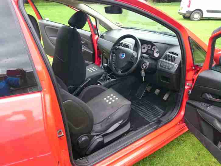 2006 FIAT GRANDE PUNTO SPORTING MULTIJET RED 1.9TDi, LOW MILES
