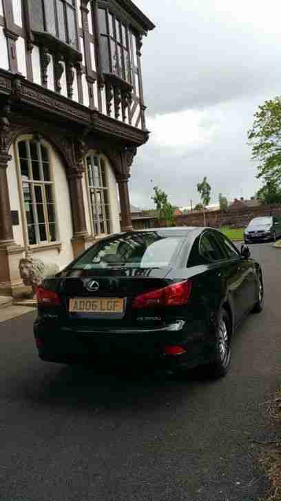 2006 LEXUS IS 220D BLACK.