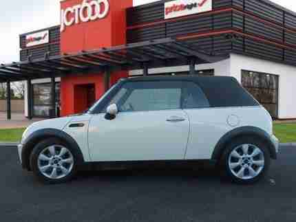 2006 MINI COOPER CONVERTIBLE AUTOMATIC 2-DOOR COUPE