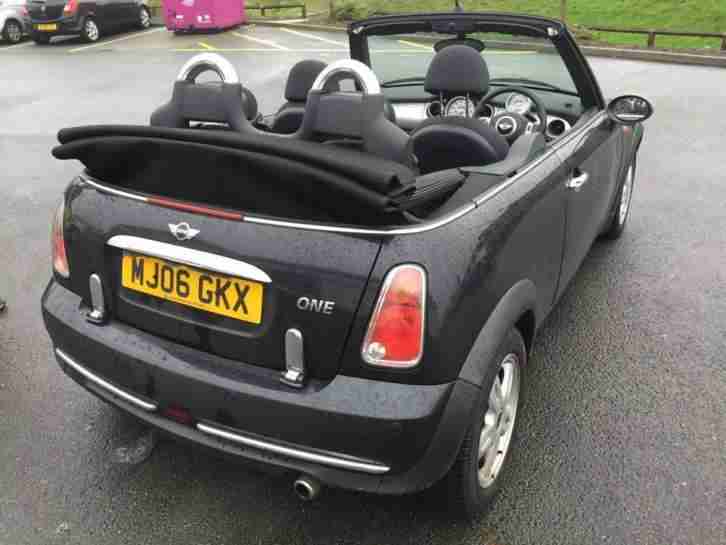 2006 MINI ONE BLACK CONVERTIBLE (CHROME PACK)