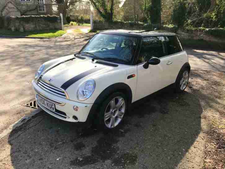 2006 Mini Cooper, long MOT, leather and special wheels.