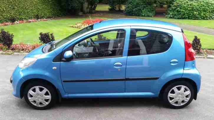 2006 Peugeot 107 1.0 Urban 5dr A/C 5 door "Only £20 a year TAX & 60+mpg" Aygo C1