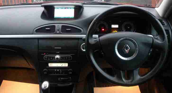2006 RENAULT LAGUNA DYNAMIQUE VVT RED