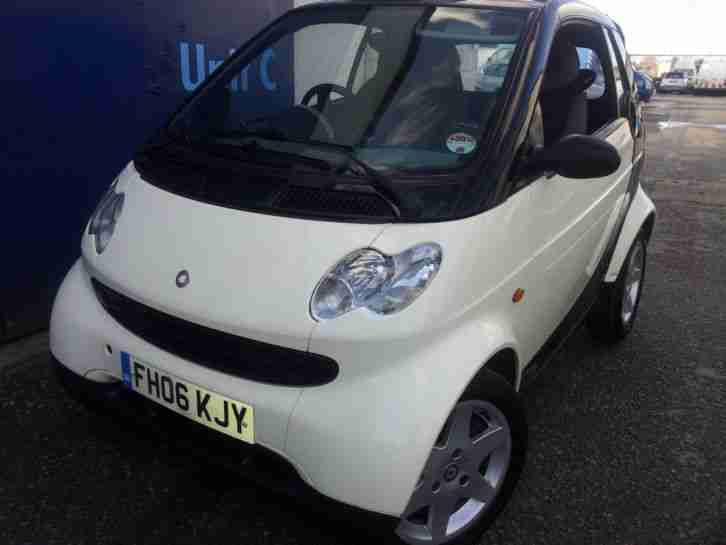 2006 SMART FORTWO AUTO CONVERTIBLE BLACK NEW MOT LOW MILEAGE LOVELY LITTLE CAR