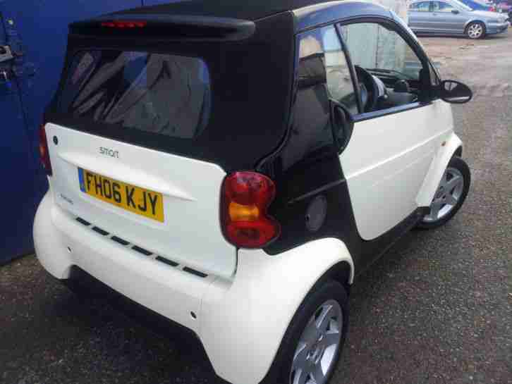 2006 SMART FORTWO AUTO CONVERTIBLE BLACK NEW MOT LOW MILEAGE LOVELY LITTLE CAR
