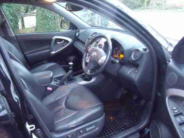 2006 Toyota RAV4 2.2 D-4D ( 134bhp ) XT5 - 5 DR. ESTATE - 2 OWNER - FSH