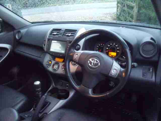 2006 Toyota RAV4 2.2 D-4D ( 134bhp ) XT5 - 5 DR. ESTATE - 2 OWNER - FSH