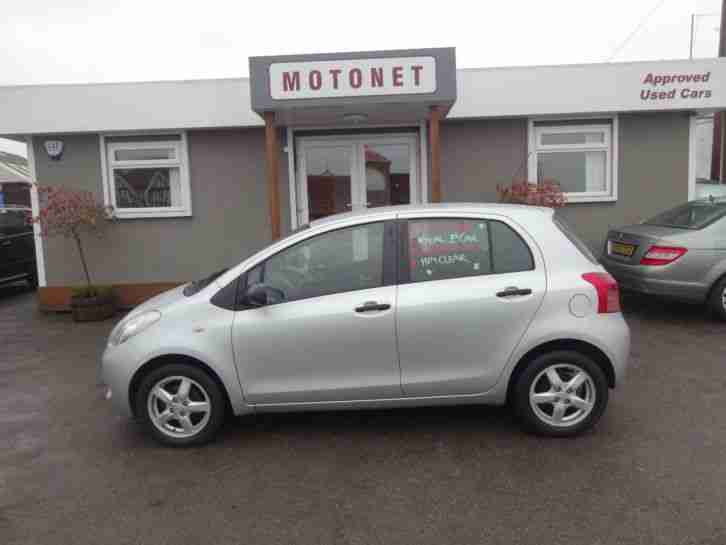 2006 Toyota Yaris 1.0 VVT i T2 5dr 5 door Hatchback