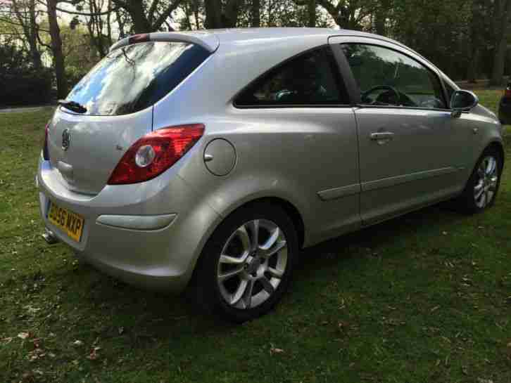 2006 VAUXHALL CORSA SXI A/C SILVER "JUST 48000 MILES FROM NEW"
