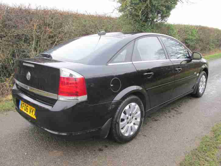 2006 VAUXHALL VECTRA 1.8 VVT DESIGN 5 DOOR BLACK