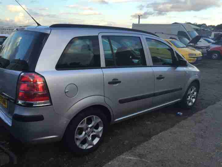 2006 VAUXHALL ZAFIRA 2.2 AUTO S SPARES OR REPAIR LOST KEY PLS READ