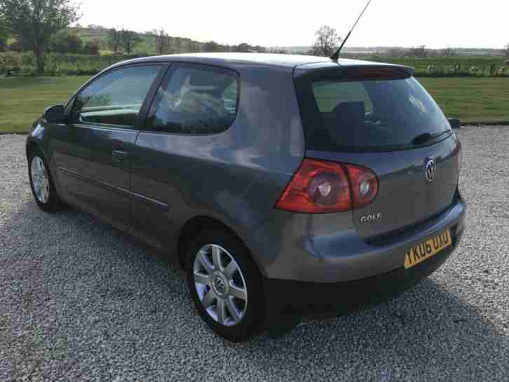 2006 VOLKSWAGEN GOLF TDI SPORT 6 SPEED 3 DOOR GREY SPARES OR REPAIR