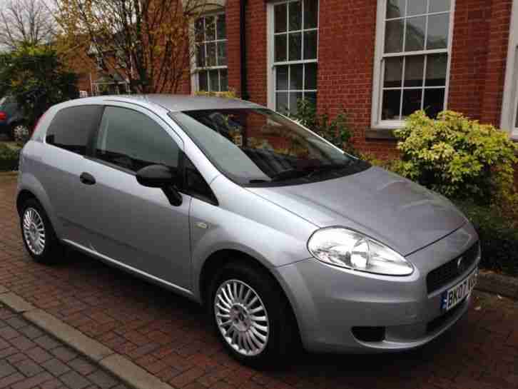 2007 07 FIAT PUNTO ACTIVE 1.2 3 DOOR HATCHBACK FULL FIAT HISTORY LOW MILES