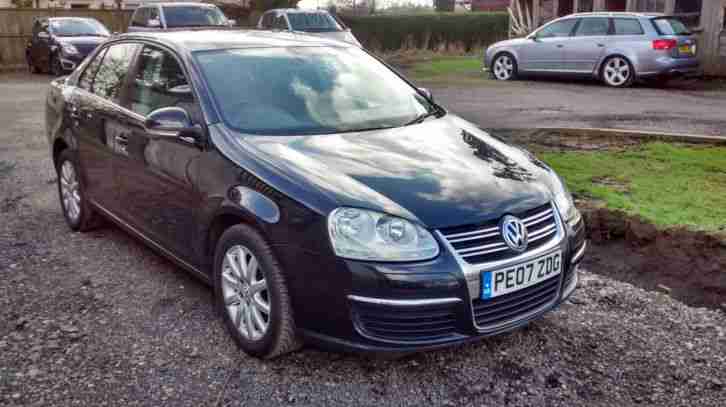 2007 07 PLATE VOLKSWAGEN JETTA S TDI IN BLACK, STRAIGHT PROPER CAR WITH GOOD S/H